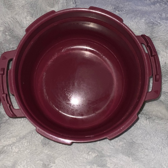Tupperware Pressure Cooker - Picture 13 of 15